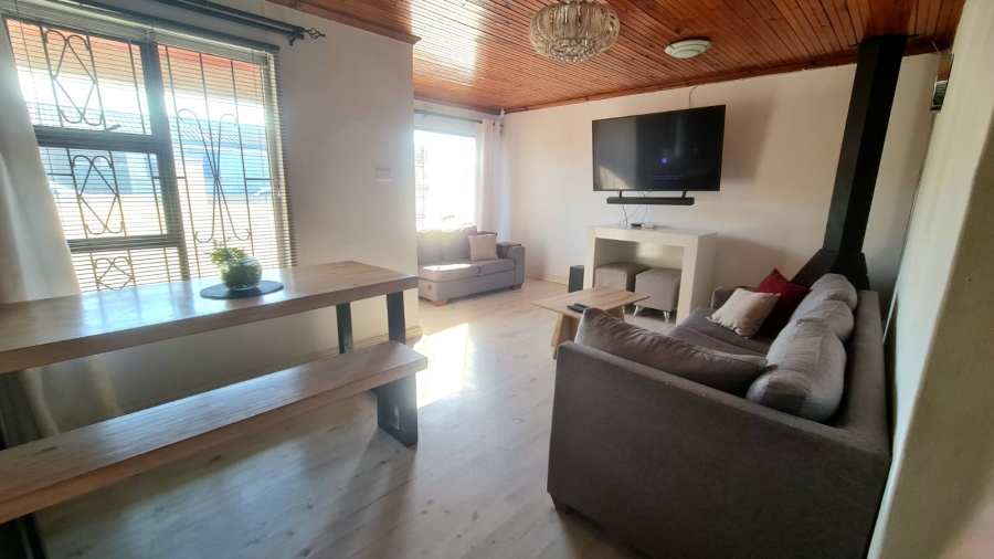 2 Bedroom Property for Sale in Belhar Western Cape